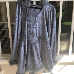 Dreamgirl Grey wolf costume  XL 11/13 $25